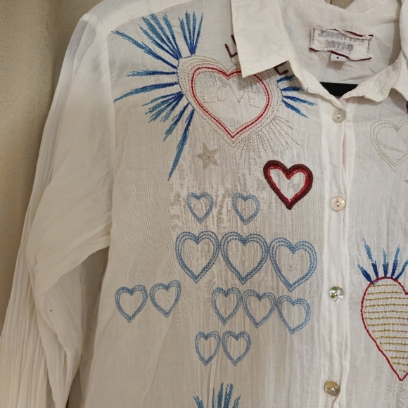 Johnny Was workshop oversize Love Amour shirt embroidered hearts size S - Picture 11 of 14